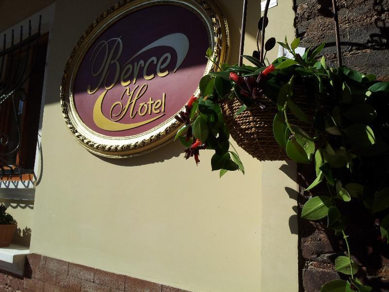 Hotel Berce Istanbulská provincie Exteriér fotografie